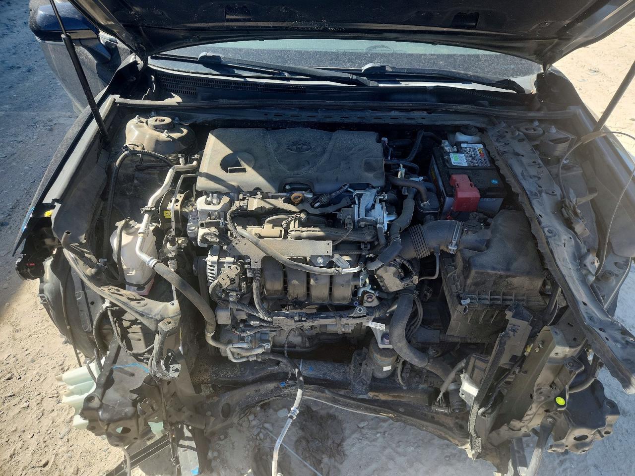 2020 TOYOTA CAMRY SE photo 31