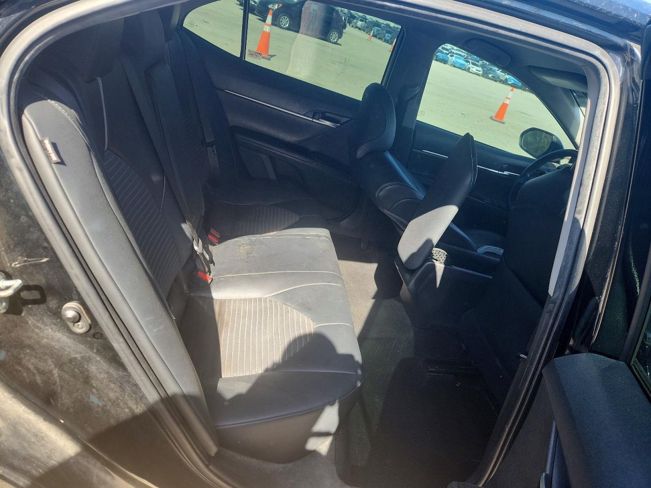 2020 TOYOTA CAMRY SE photo 28