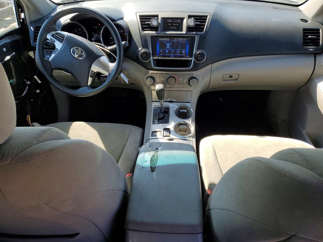 2013 TOYOTA HIGHLANDER PLUS photo 8