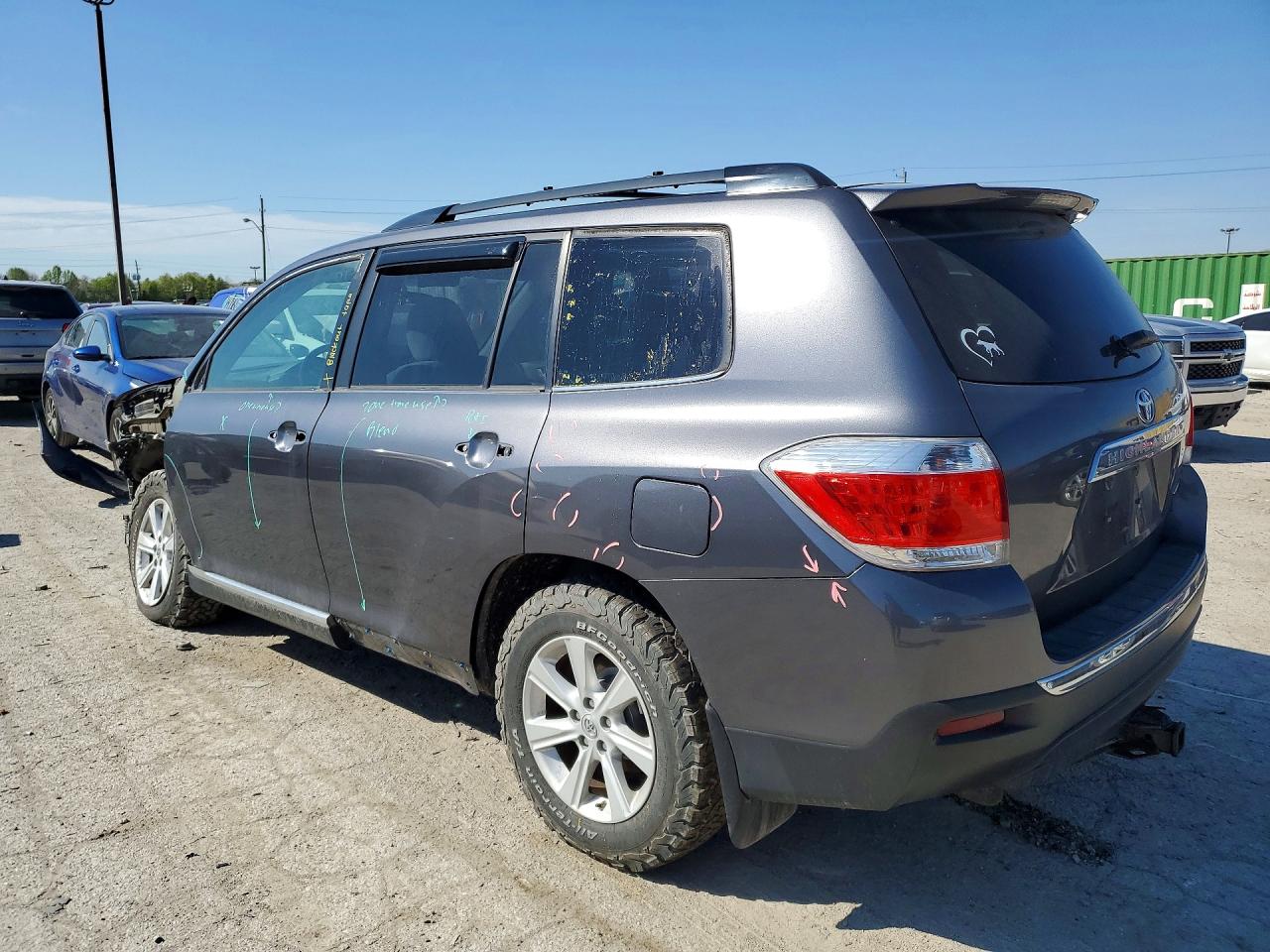 2013 TOYOTA HIGHLANDER PLUS photo 2
