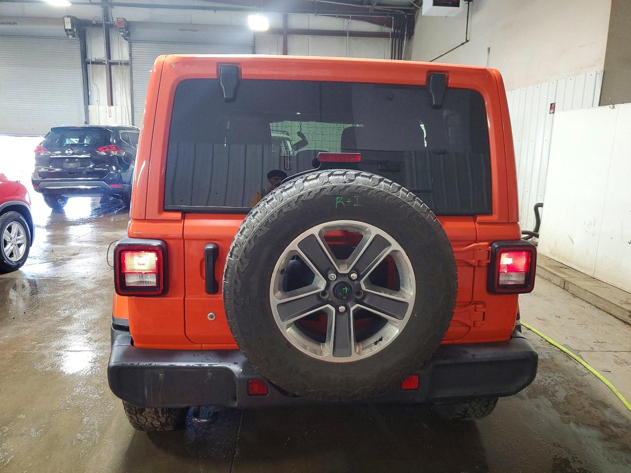 2019 JEEP WRANGLER UNLIMITED SAHARA photo 6