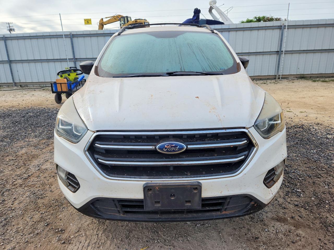 2017 FORD ESCAPE SE photo 9