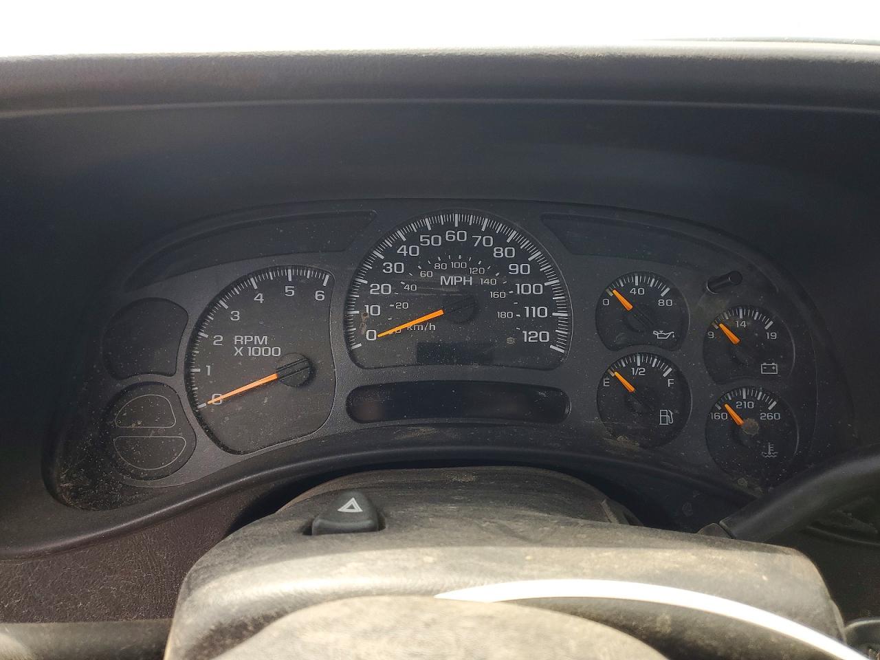 2004 CHEVROLET SILVERADO C1500 photo 25