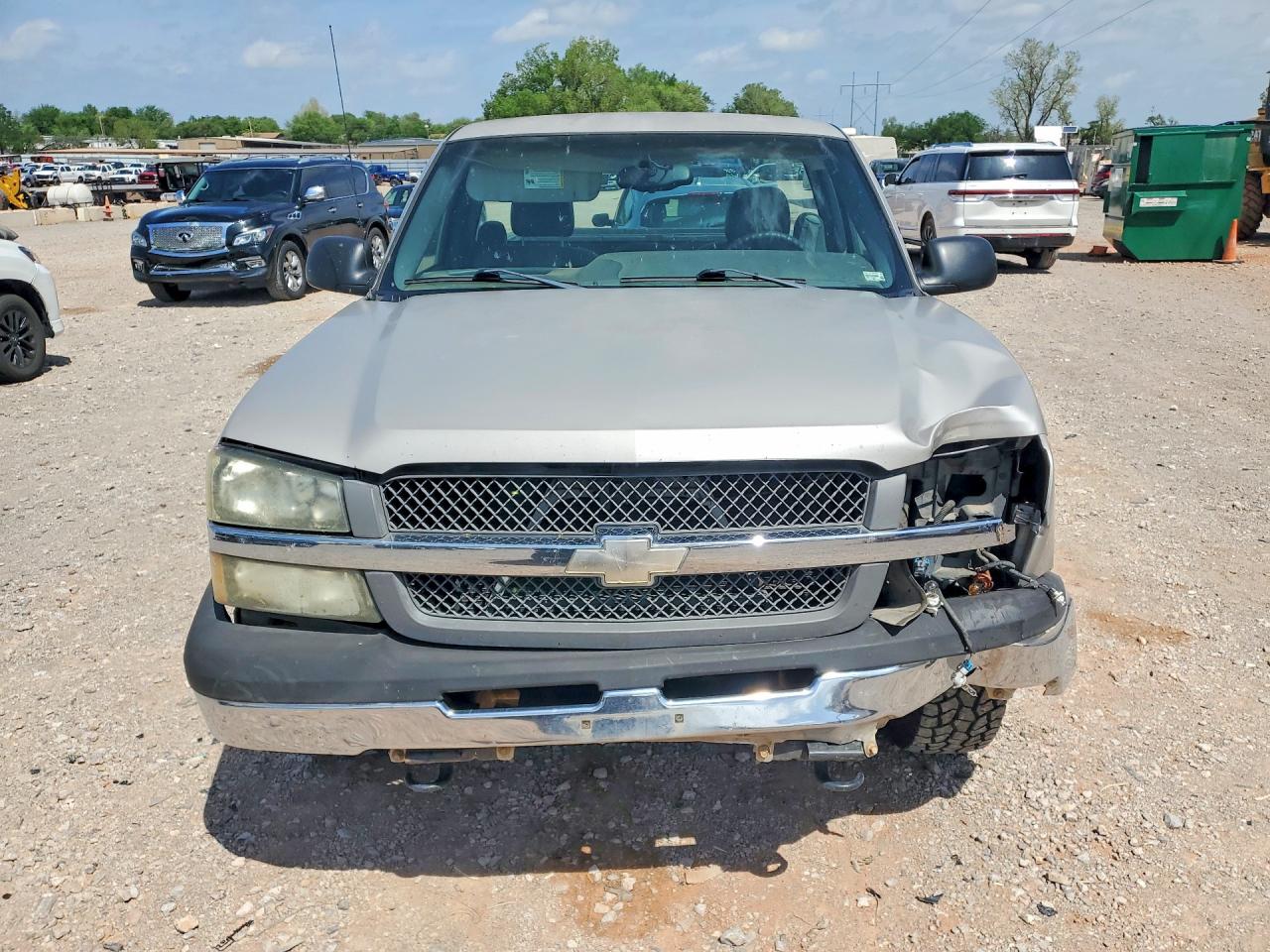 2004 CHEVROLET SILVERADO C1500 photo 13
