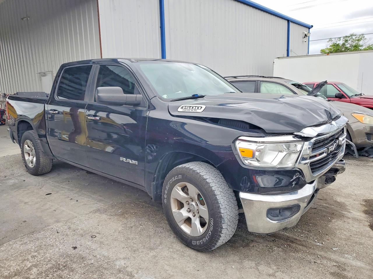 2019 RAM 1500 BIG HORN photo 7