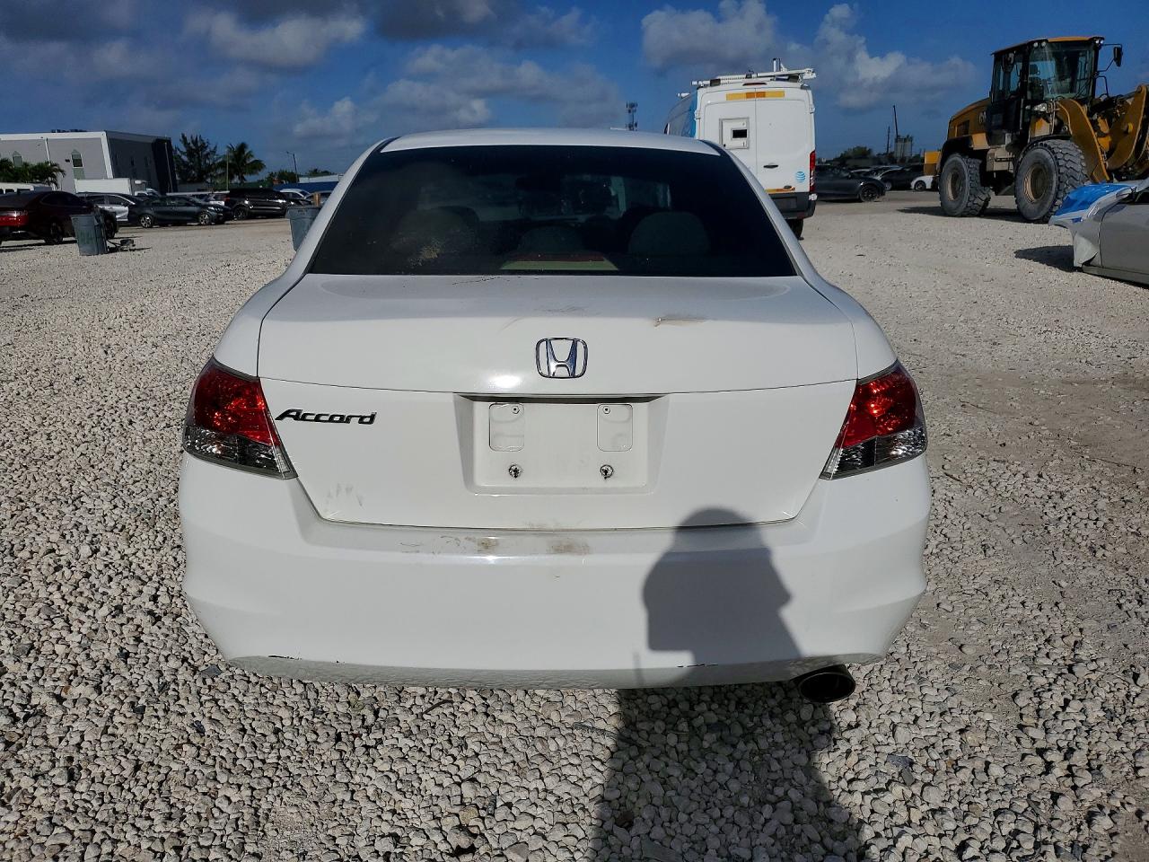 2009 HONDA ACCORD LXP photo 16