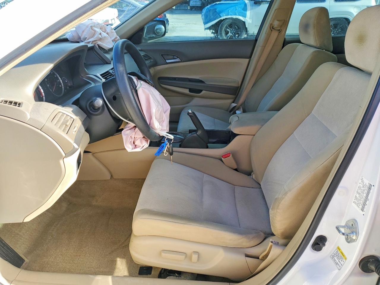2009 HONDA ACCORD LXP photo 19