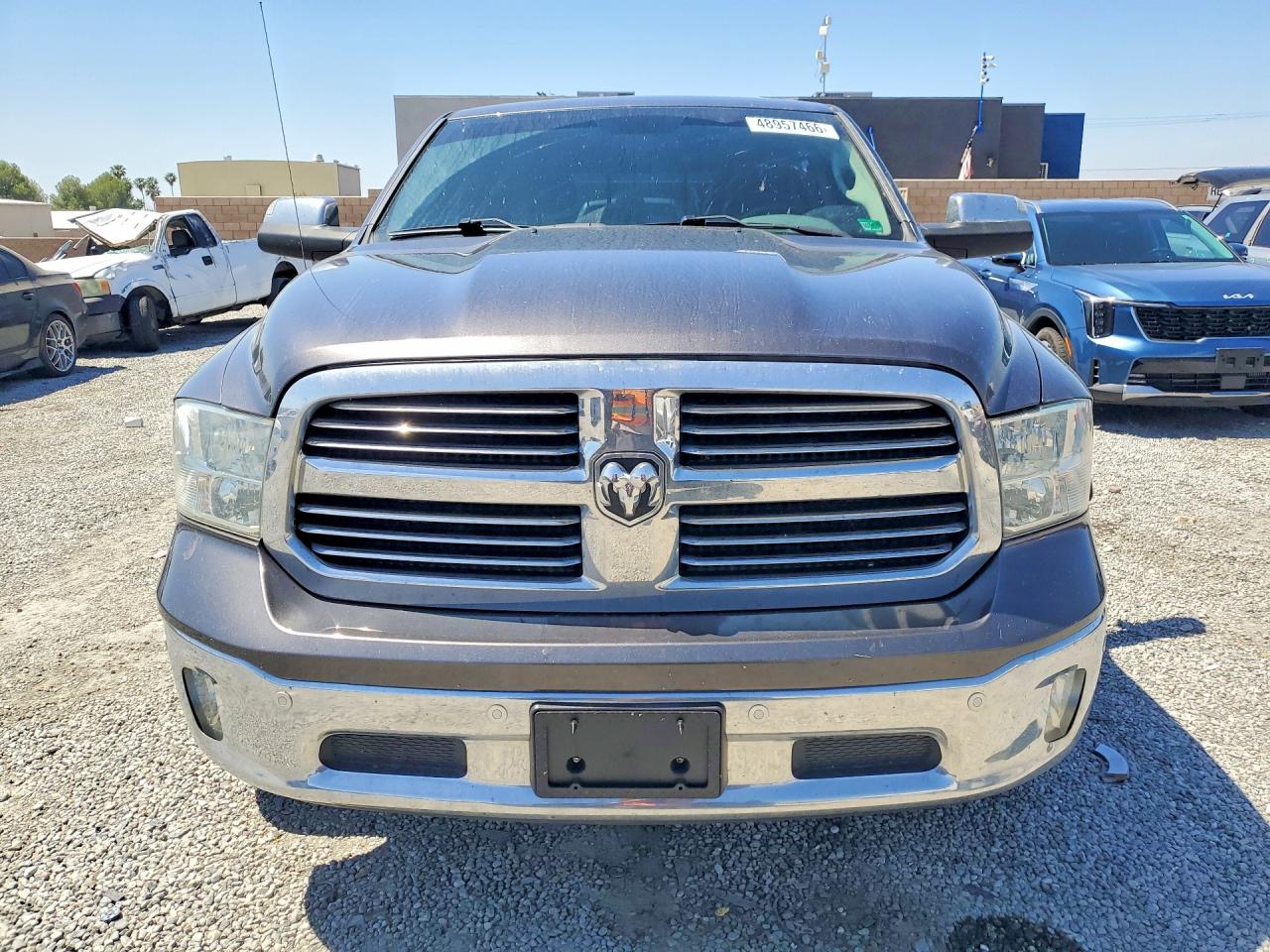 2017 RAM 1500 SLT photo 9