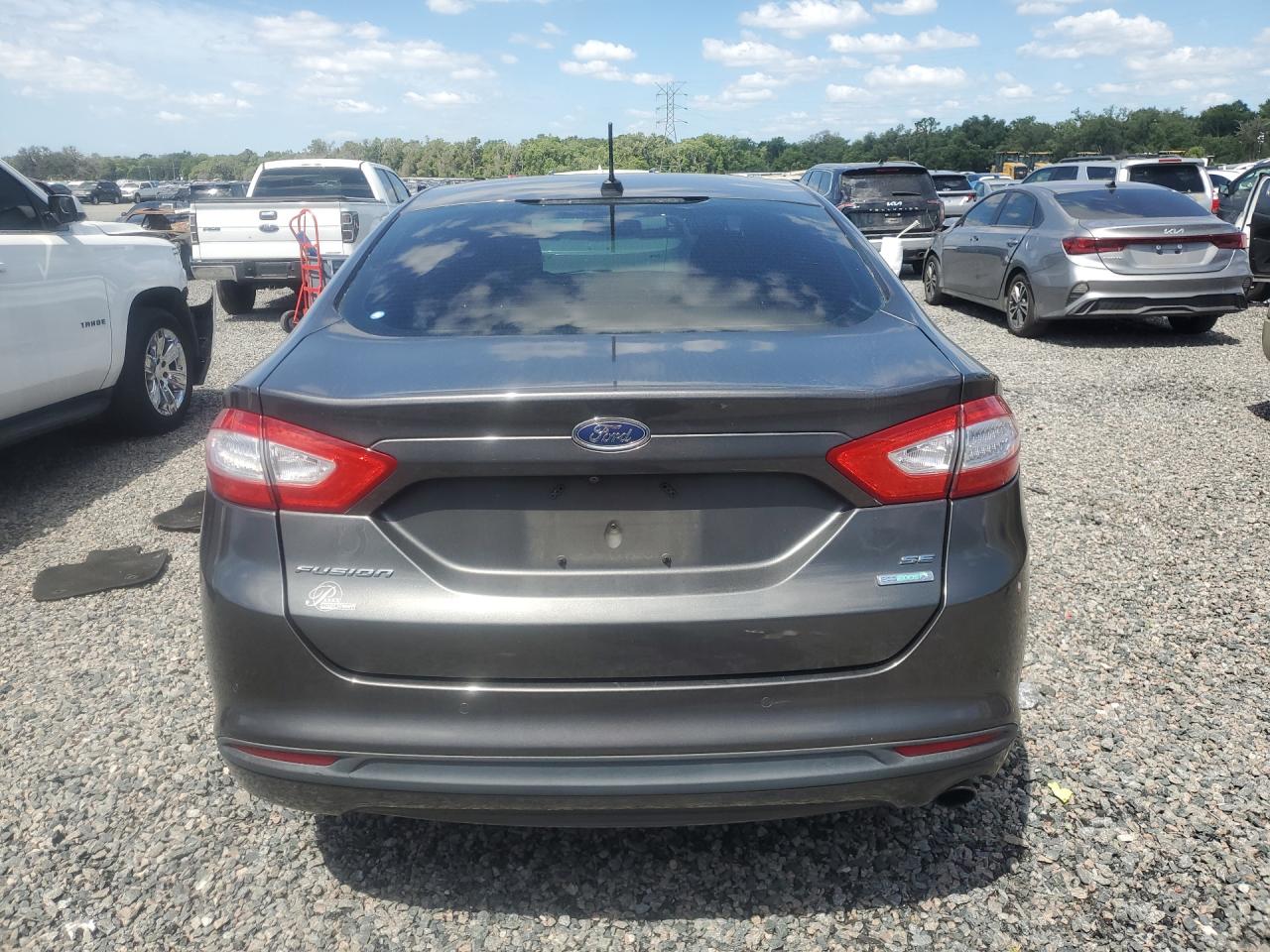 2016 FORD FUSION SE photo 11