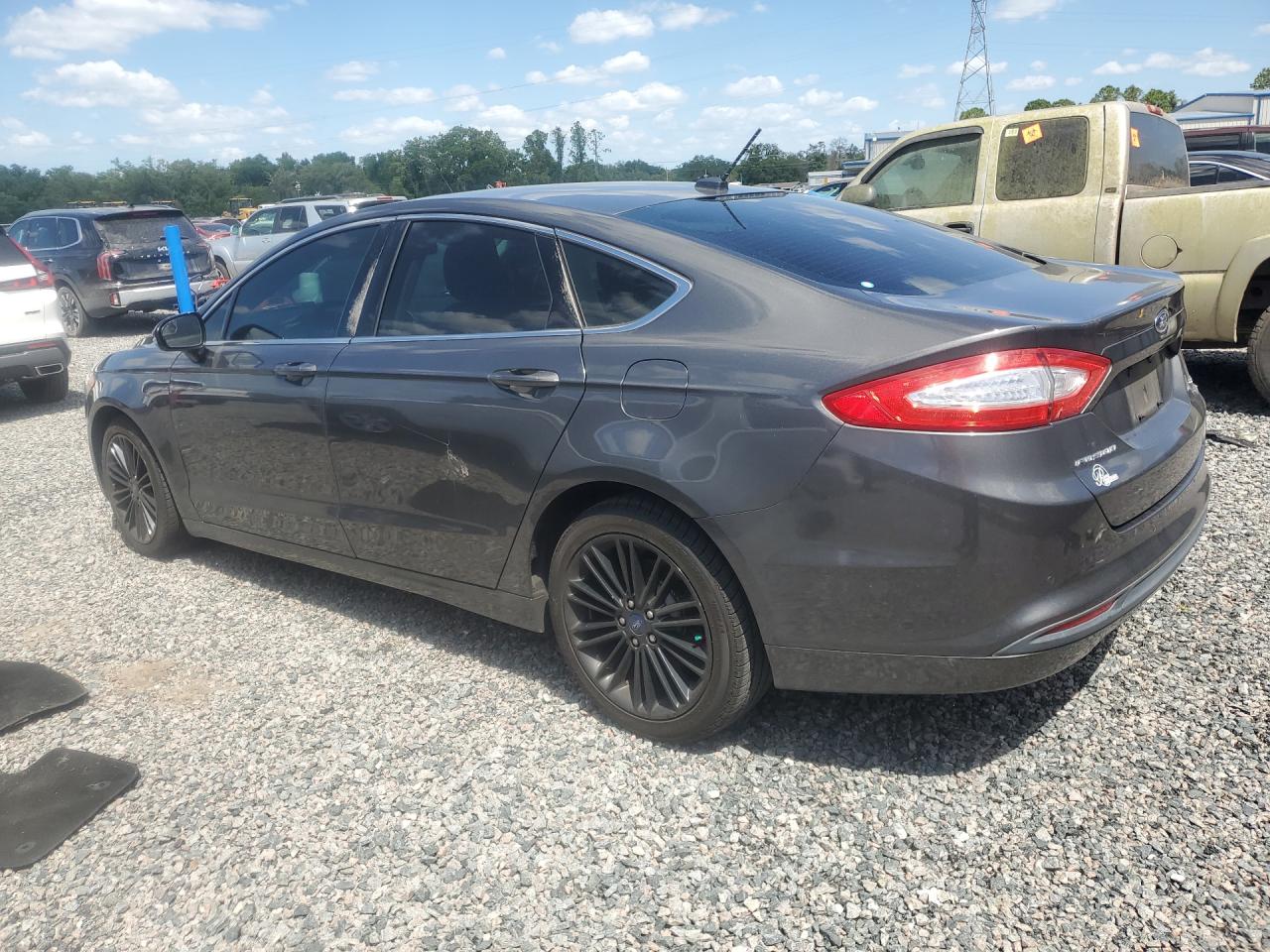 2016 FORD FUSION SE photo 3