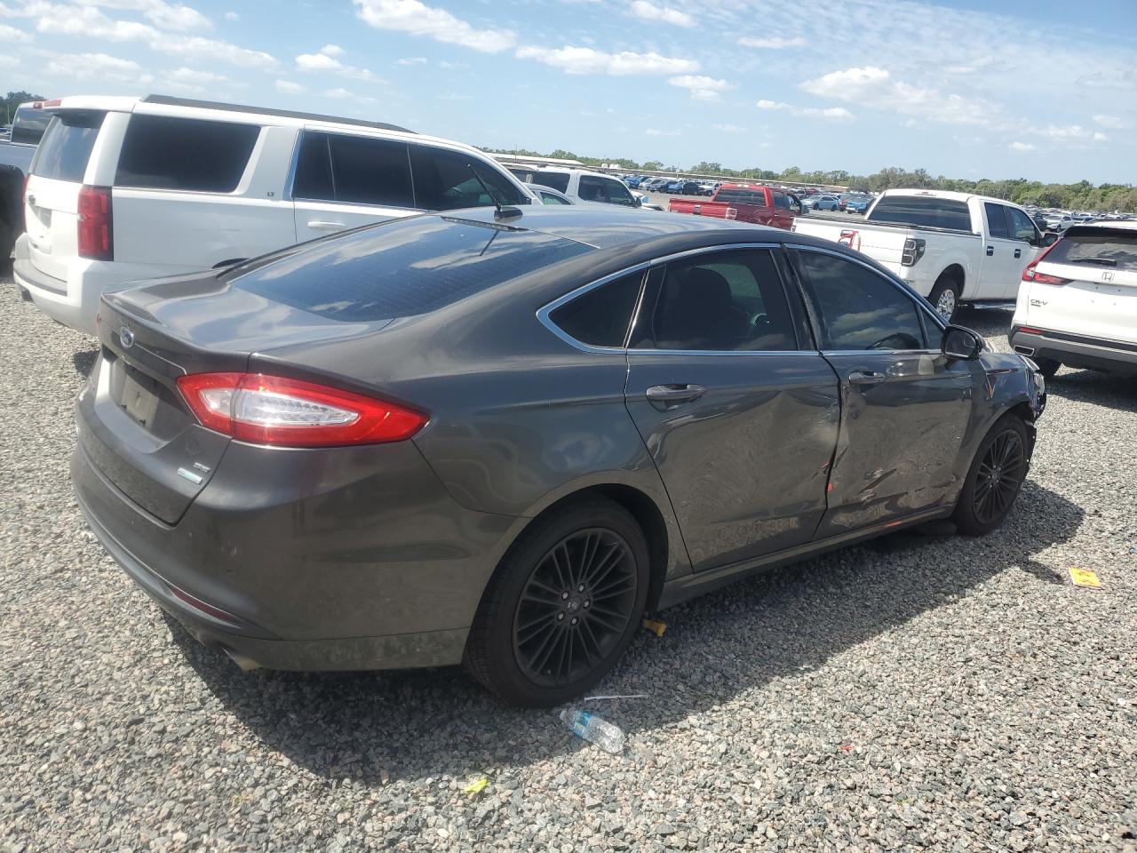 2016 FORD FUSION SE photo 5
