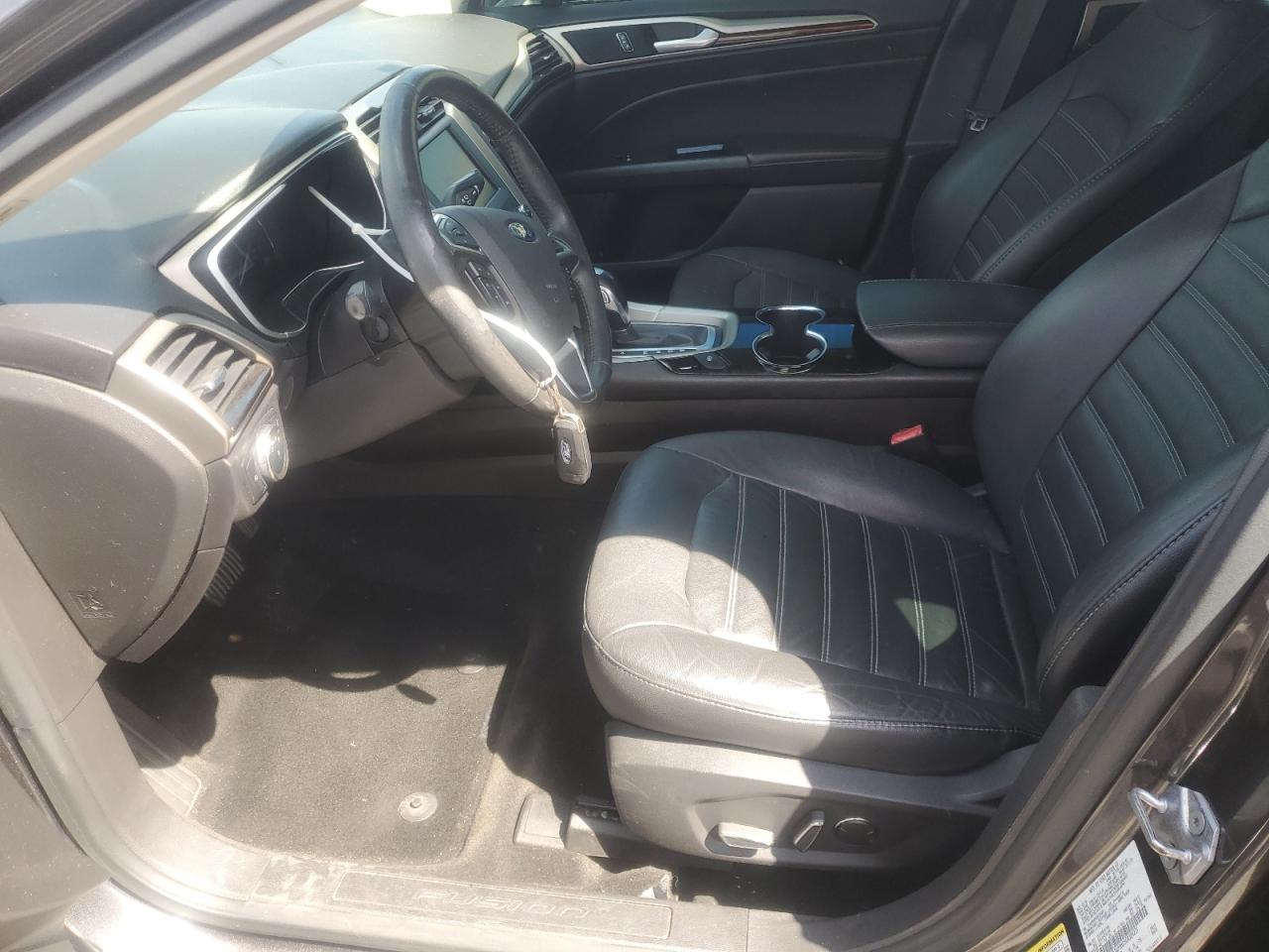 2016 FORD FUSION SE photo 13