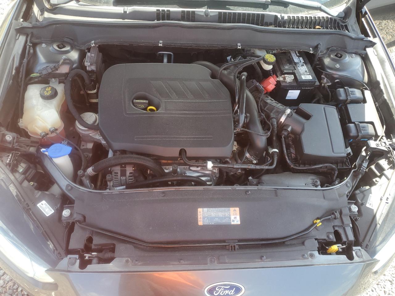 2016 FORD FUSION SE photo 21