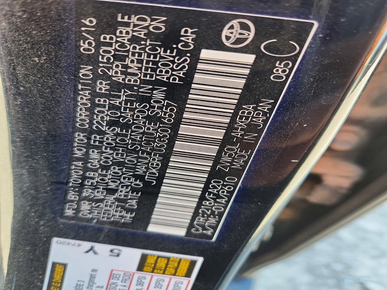 2016 TOYOTA PRIUS TWO photo 12