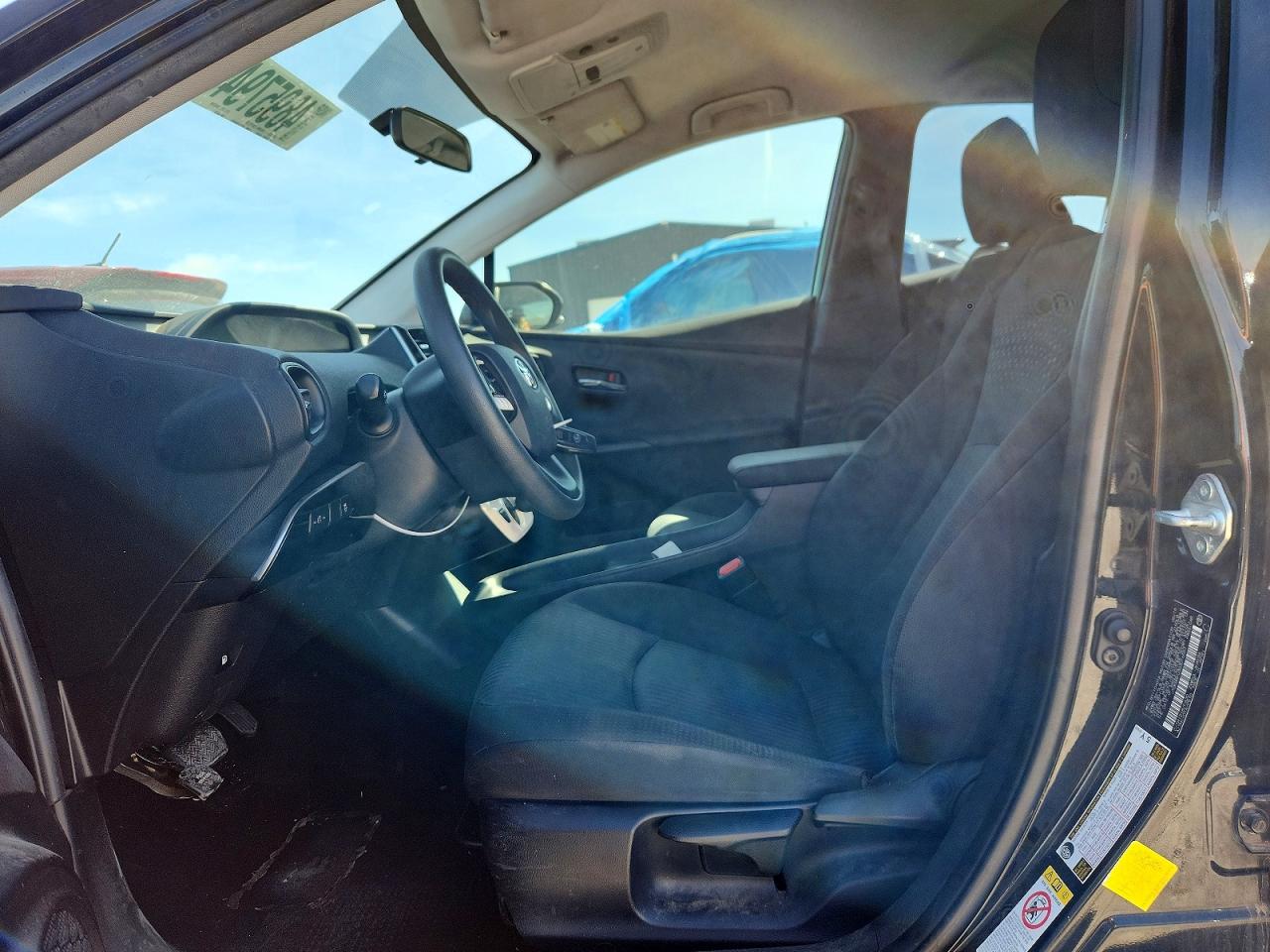 2016 TOYOTA PRIUS TWO photo 7