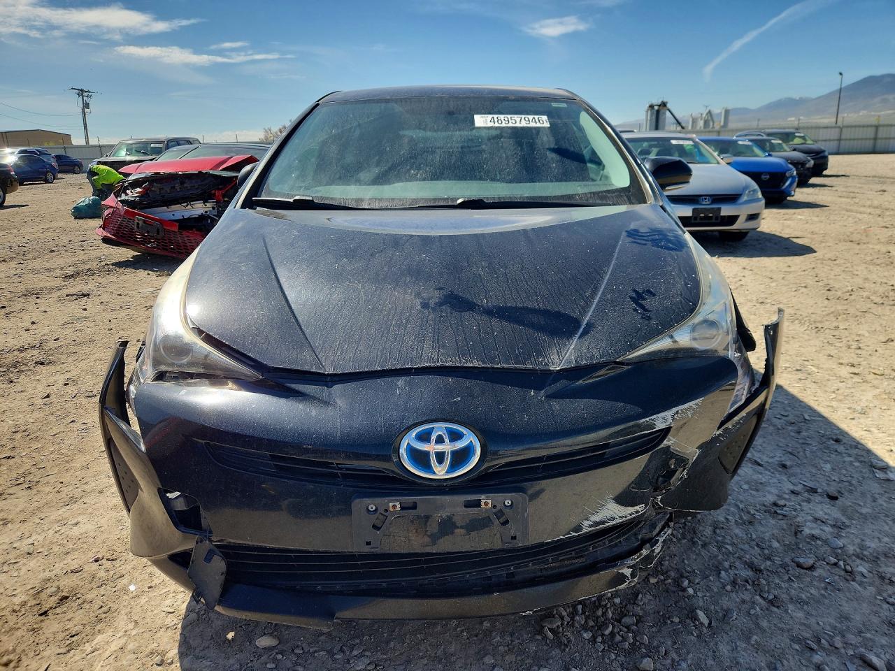 2016 TOYOTA PRIUS TWO photo 5