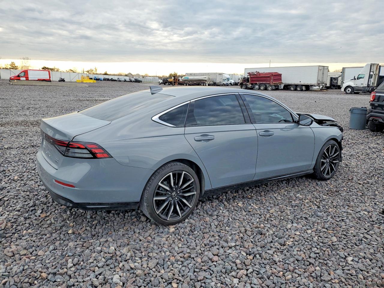2024 HONDA ACCORD TOURING HYBRID photo 7