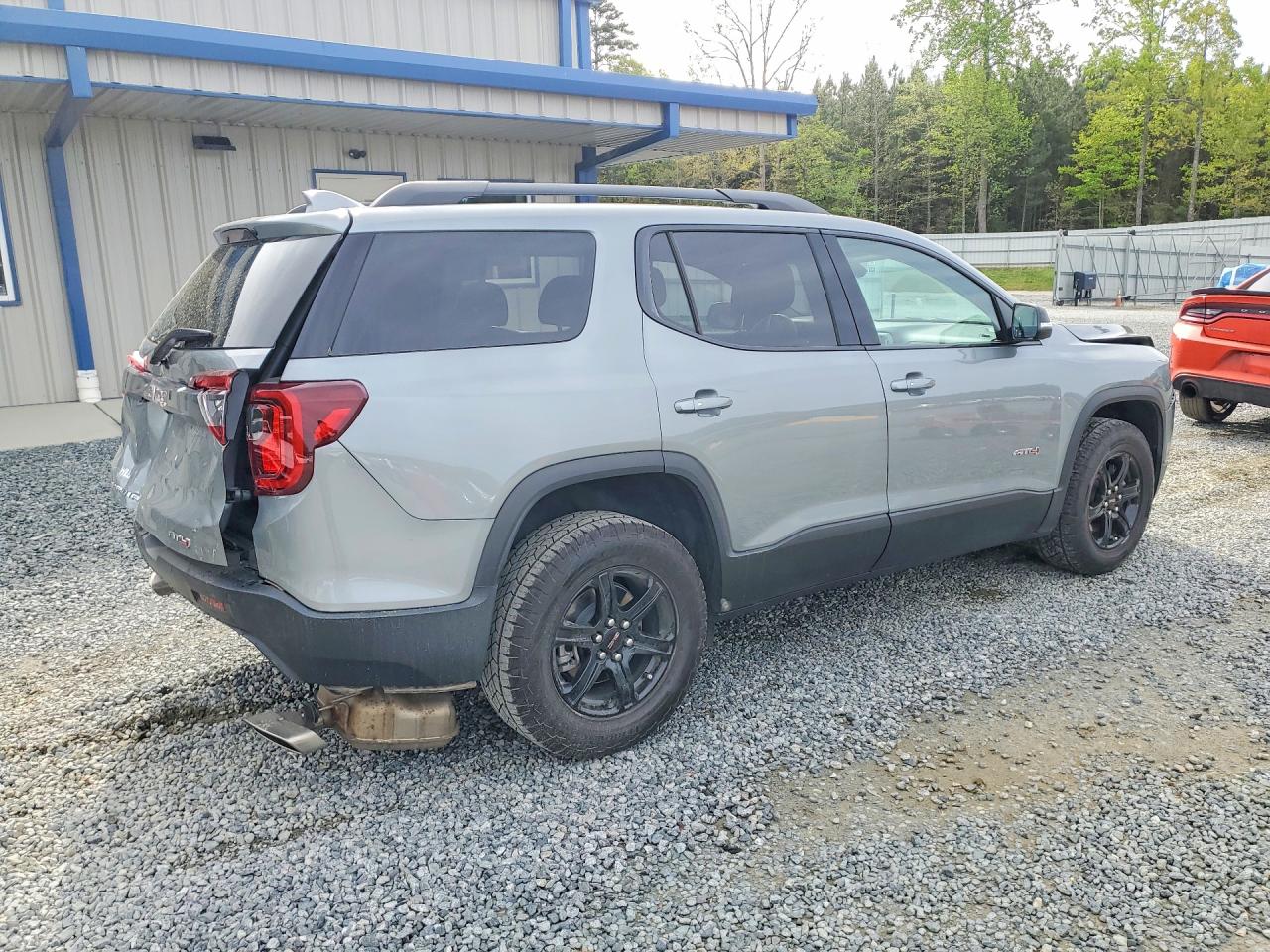 2023 GMC ACADIA AT4 photo 3