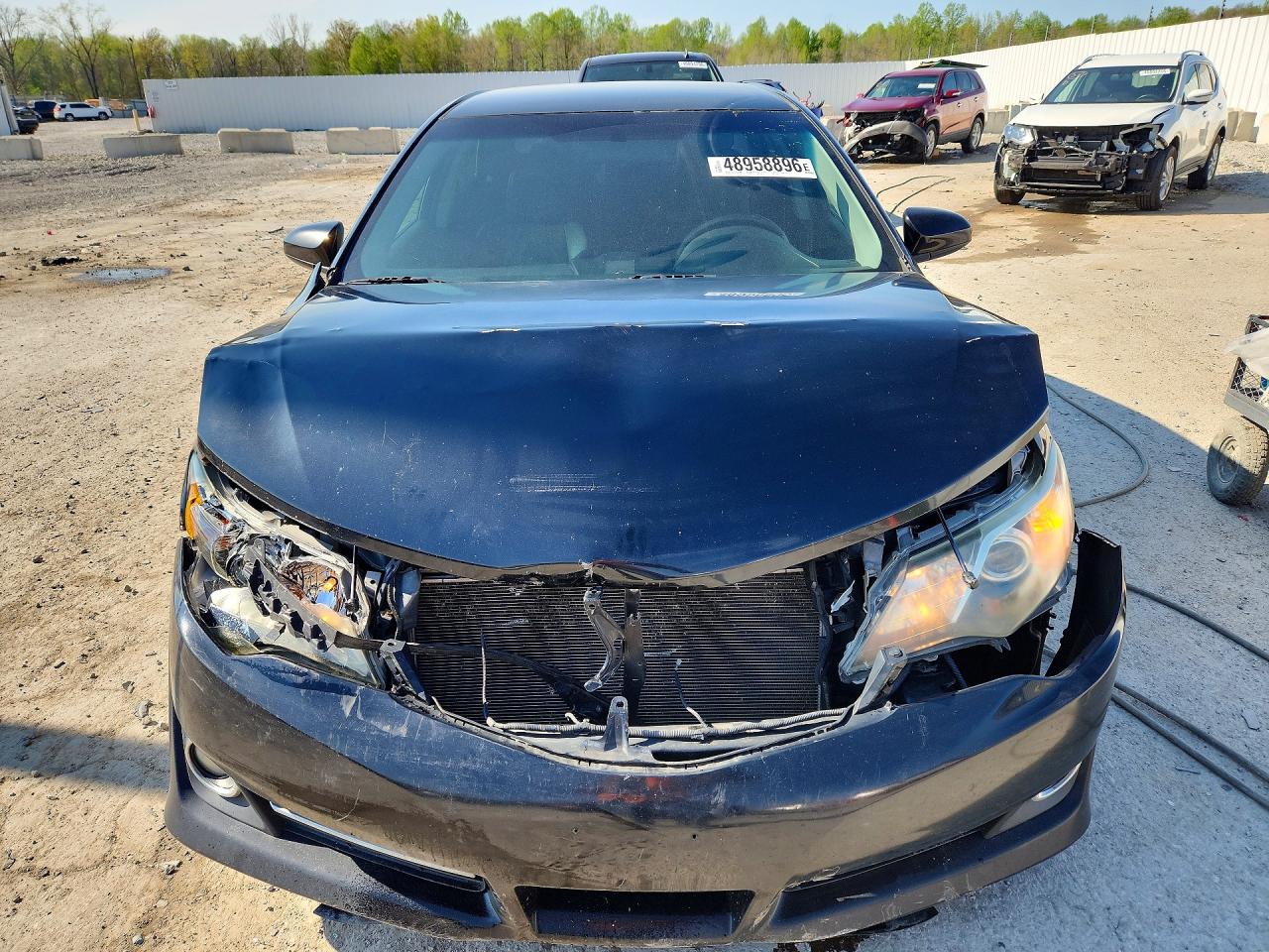 2013 TOYOTA CAMRY SE photo 9
