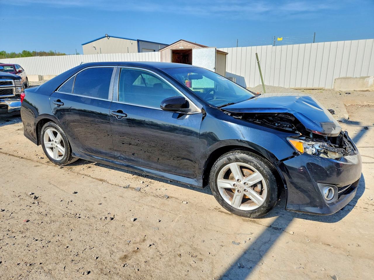 2013 TOYOTA CAMRY SE photo 7