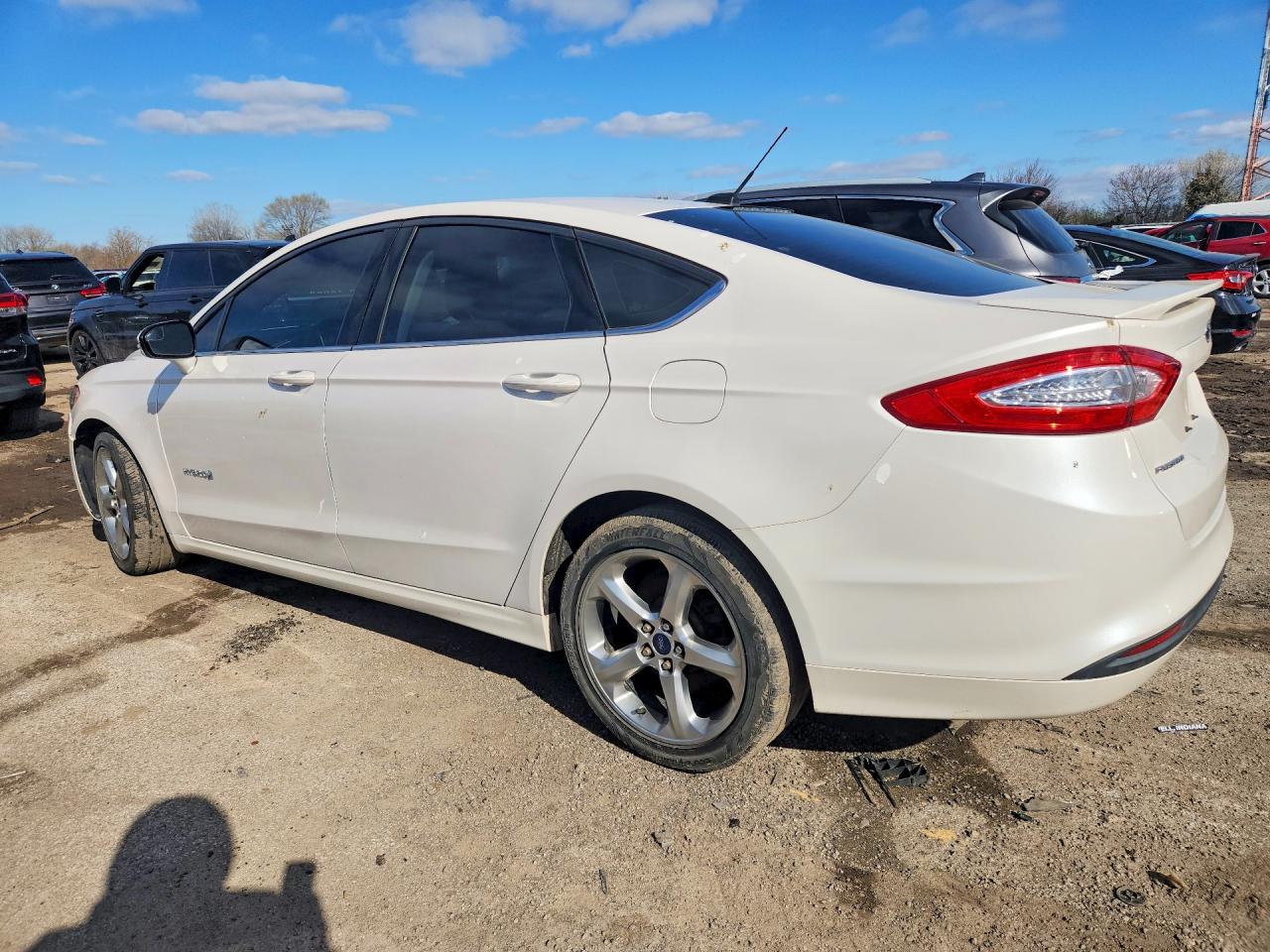 2014 FORD FUSION photo 3