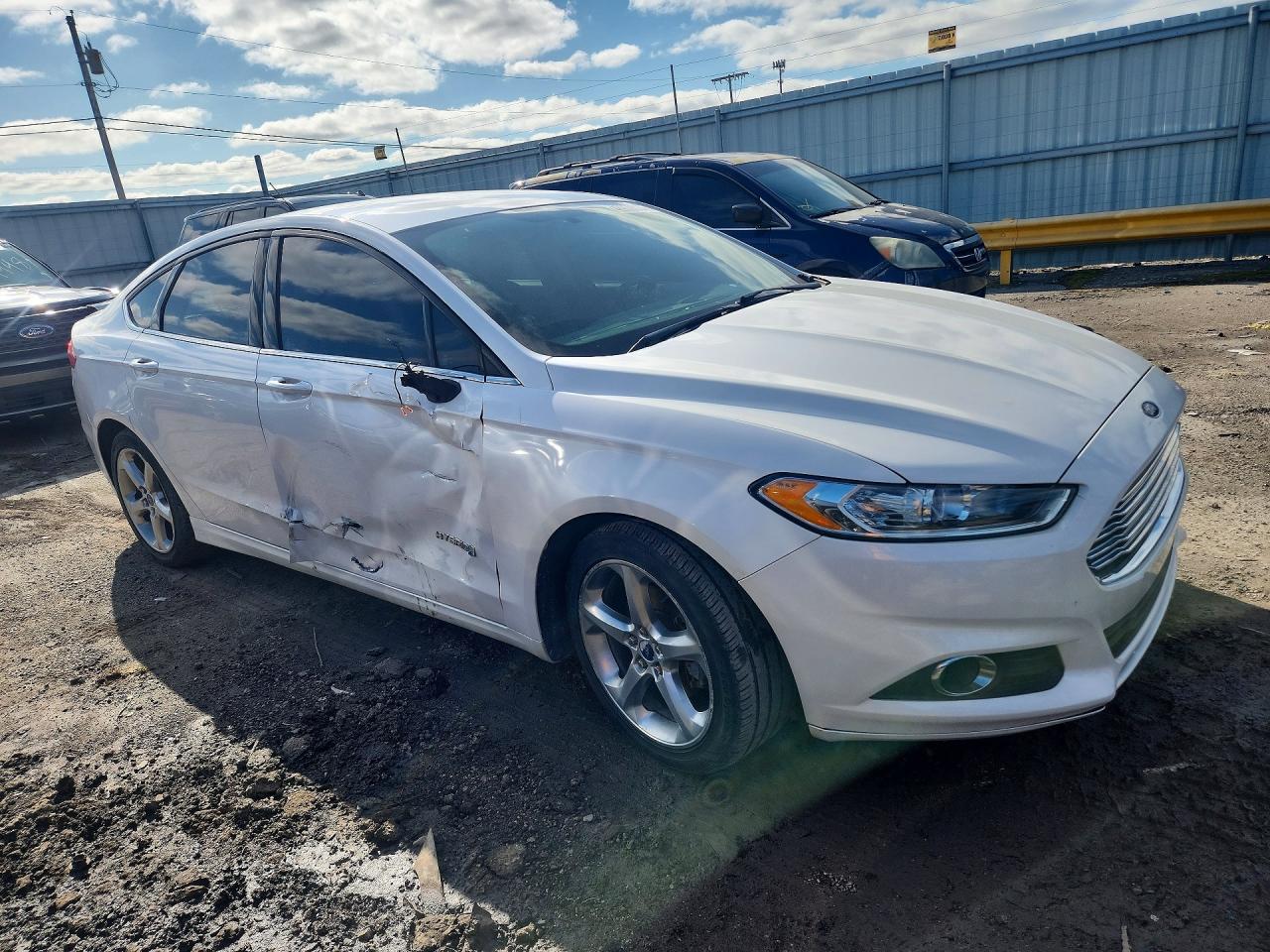 2014 FORD FUSION photo 7