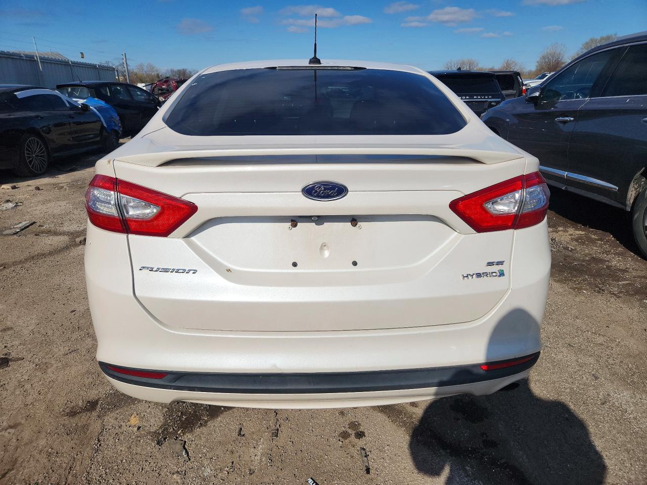 2014 FORD FUSION photo 11
