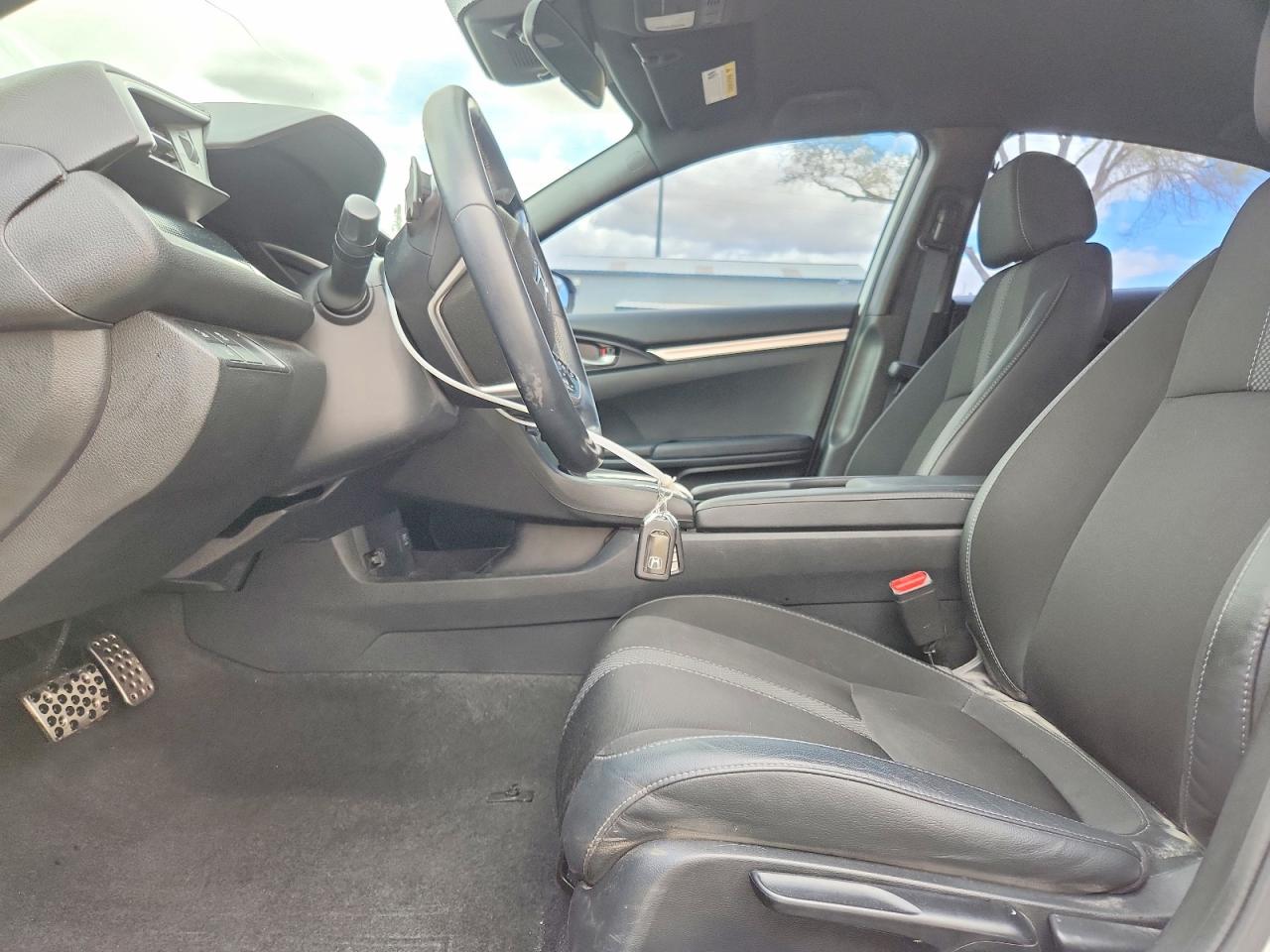 2020 HONDA CIVIC SPORT photo 19