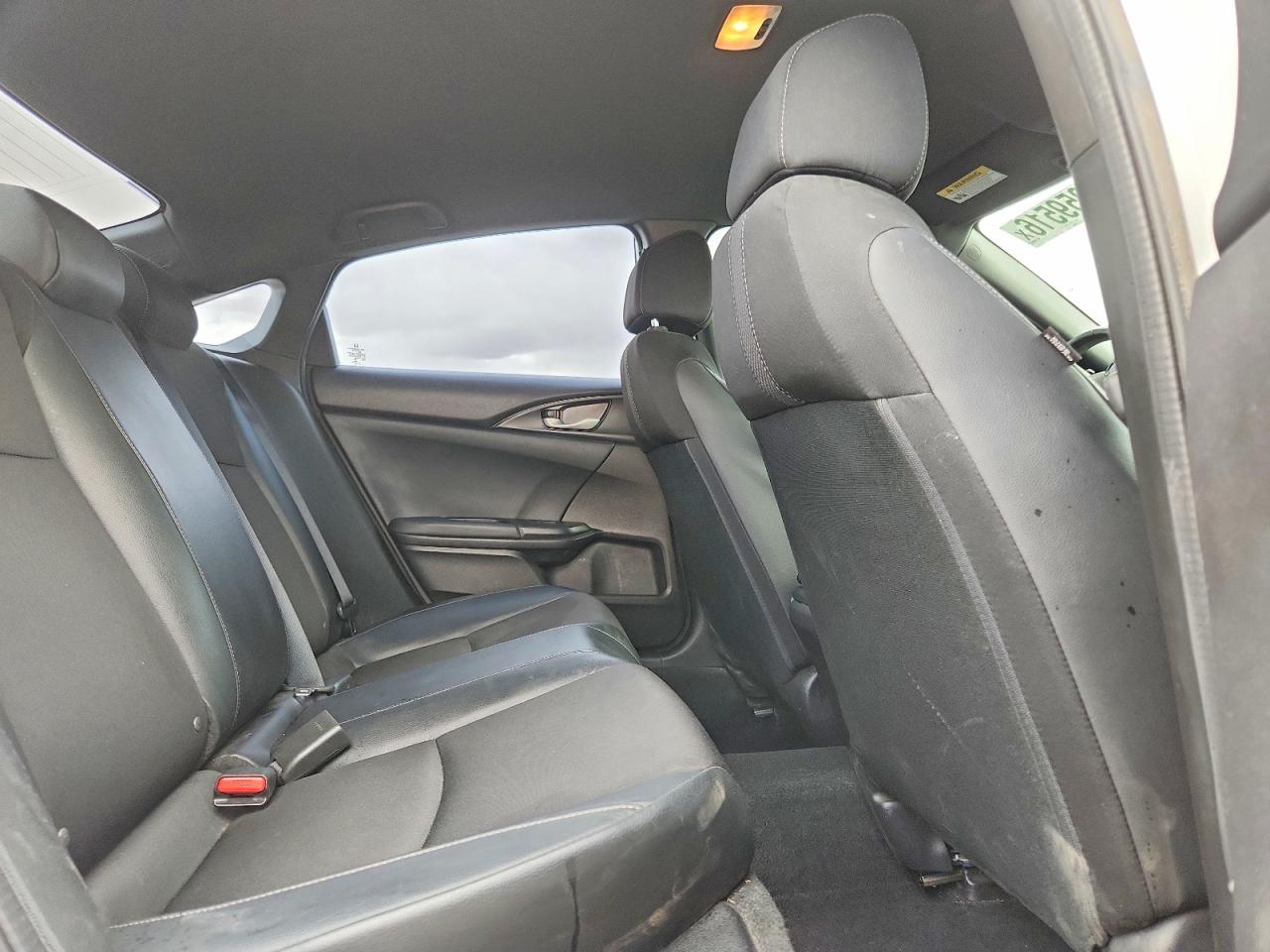 2020 HONDA CIVIC SPORT photo 28