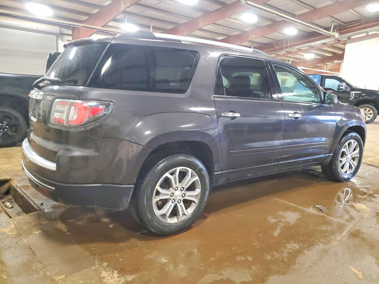 2016 GMC ACADIA SLE photo 5