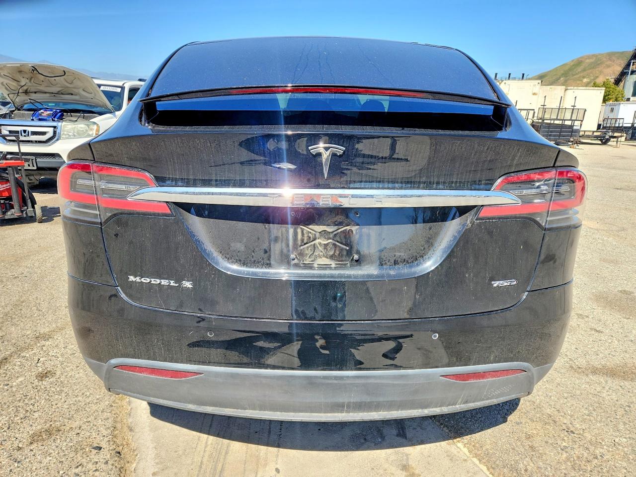 2018 TESLA MODEL X photo 11