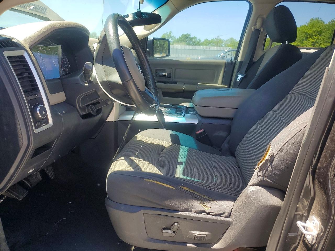2010 DODGE RAM 1500 photo 13