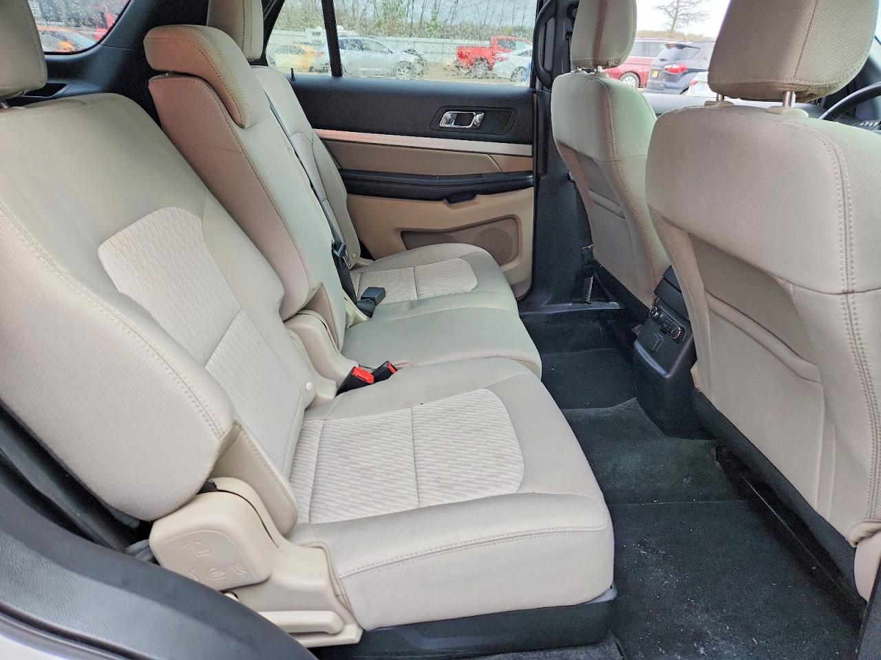 2018 FORD EXPLORER photo 21