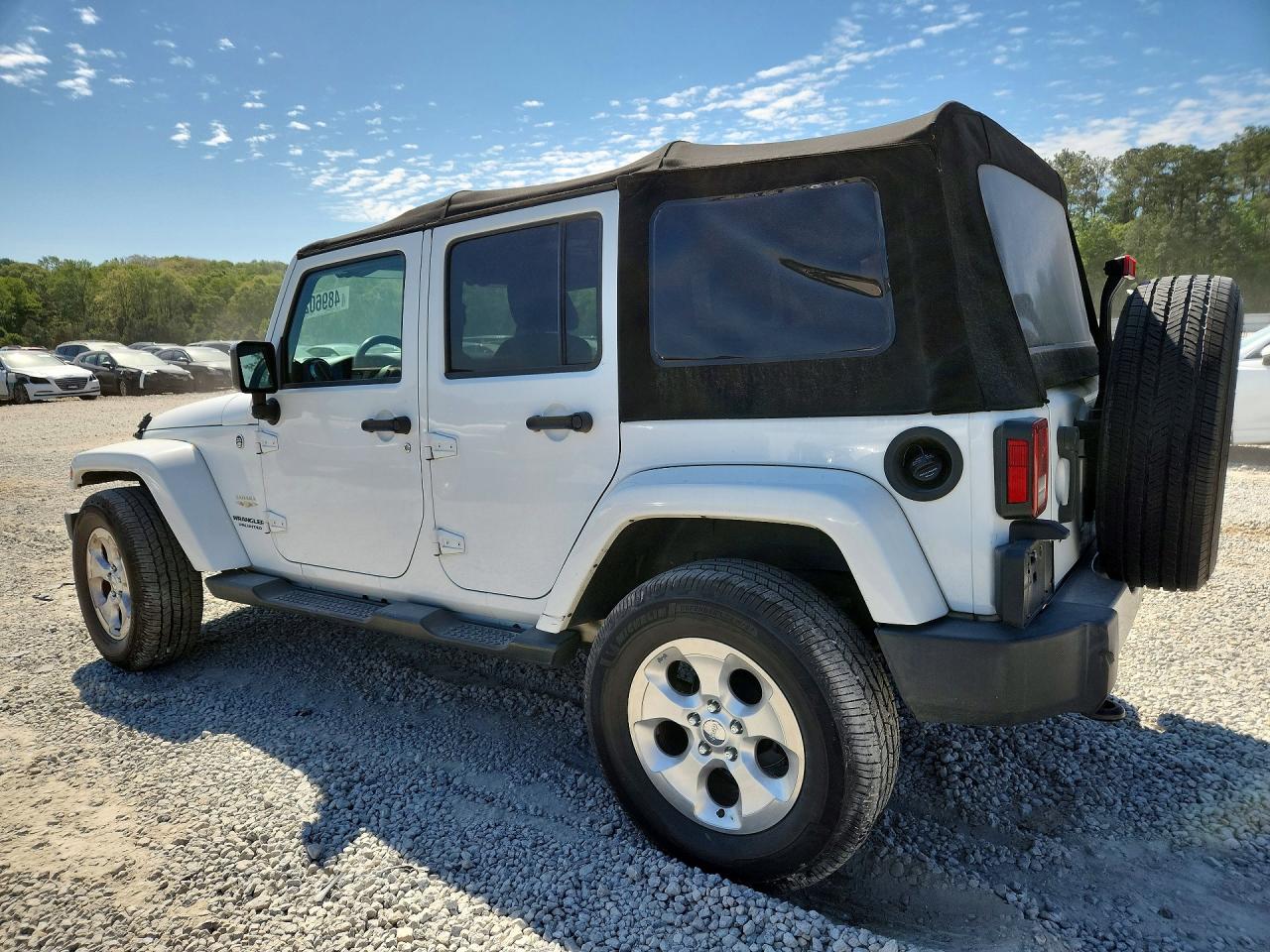 2015 JEEP WRANGLER UNLIMITED SAHARA photo 2