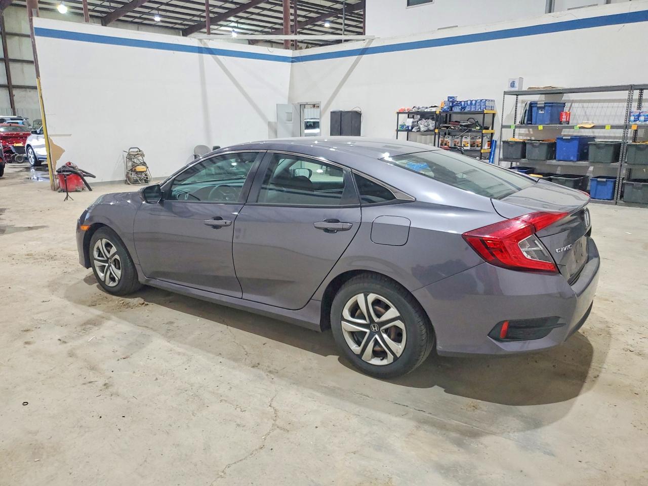 2017 HONDA CIVIC LX photo 3