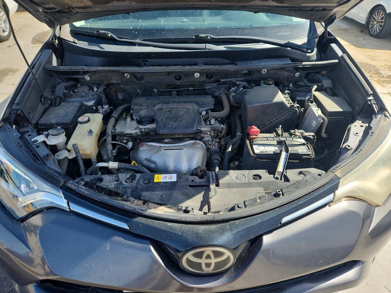 2017 TOYOTA RAV4 XLE photo 23