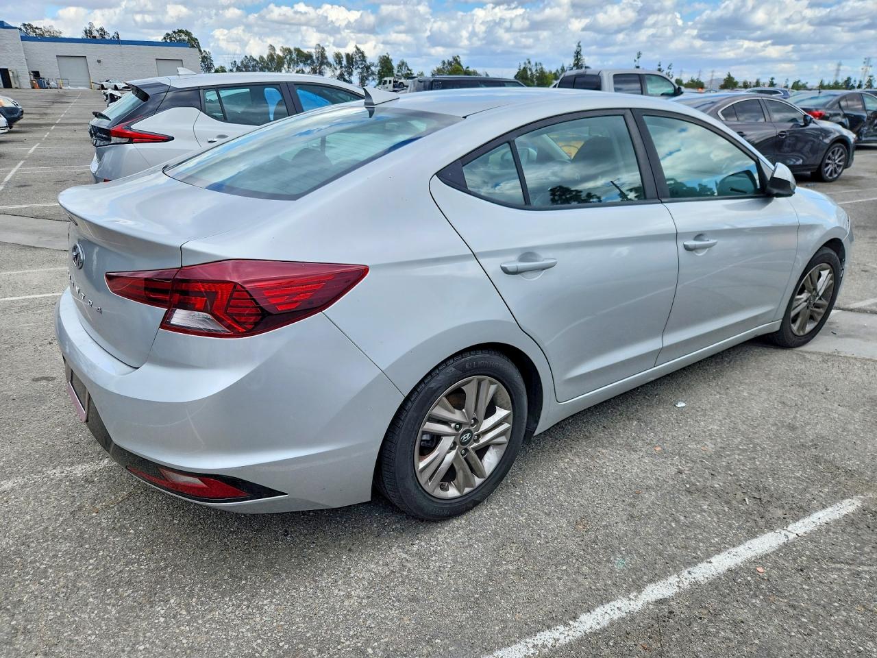 2020 HYUNDAI ELANTRA SEL photo 3