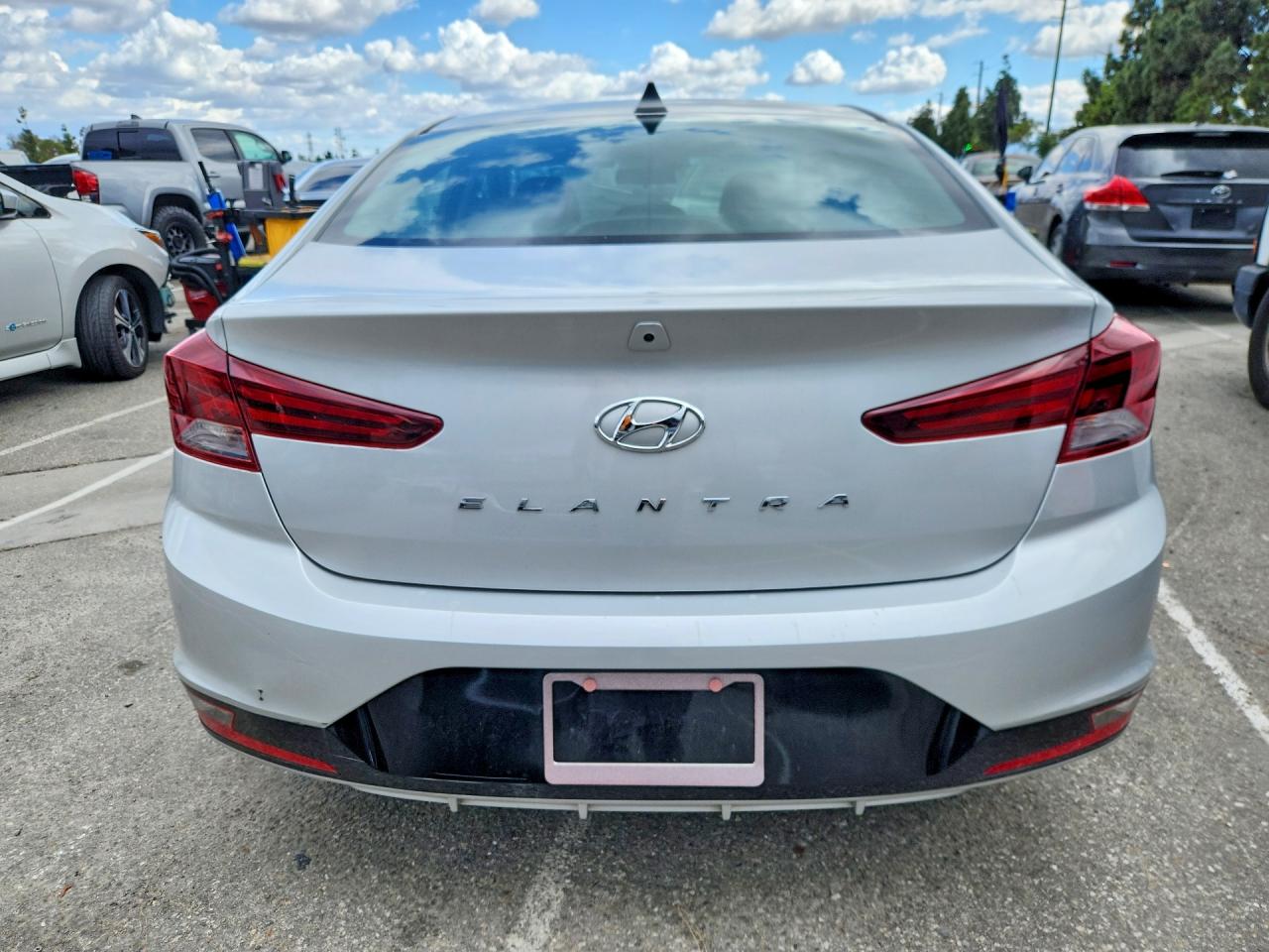2020 HYUNDAI ELANTRA SEL photo 6