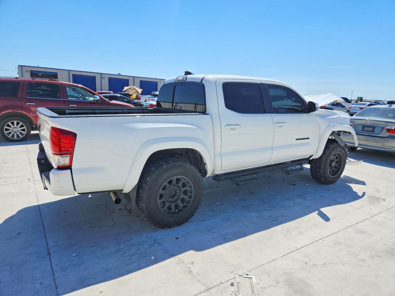 2017 TOYOTA TACOMA TRD SPORT photo 5