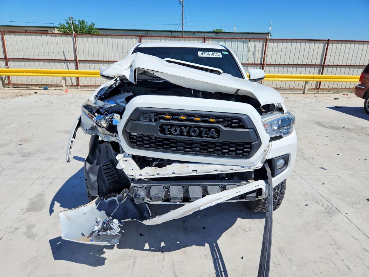 2017 TOYOTA TACOMA TRD SPORT photo 9