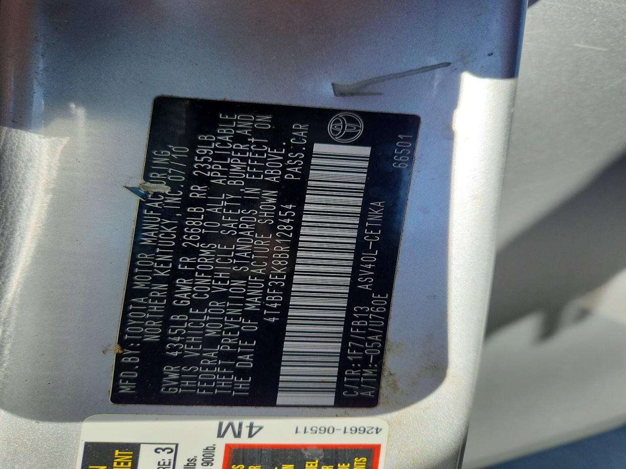2011 TOYOTA CAMRY LE photo 25