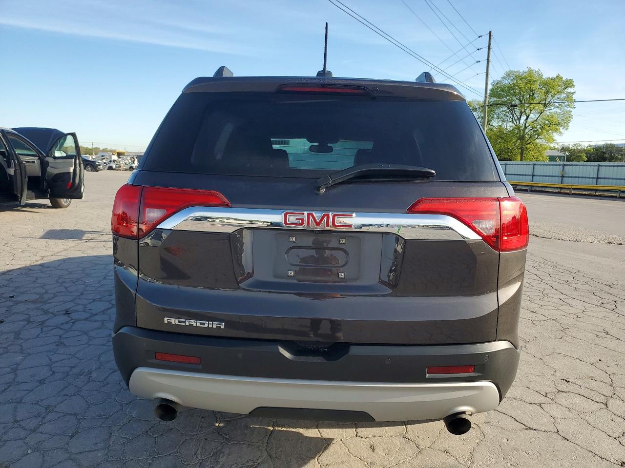 2017 GMC ACADIA SLT-1 photo 11