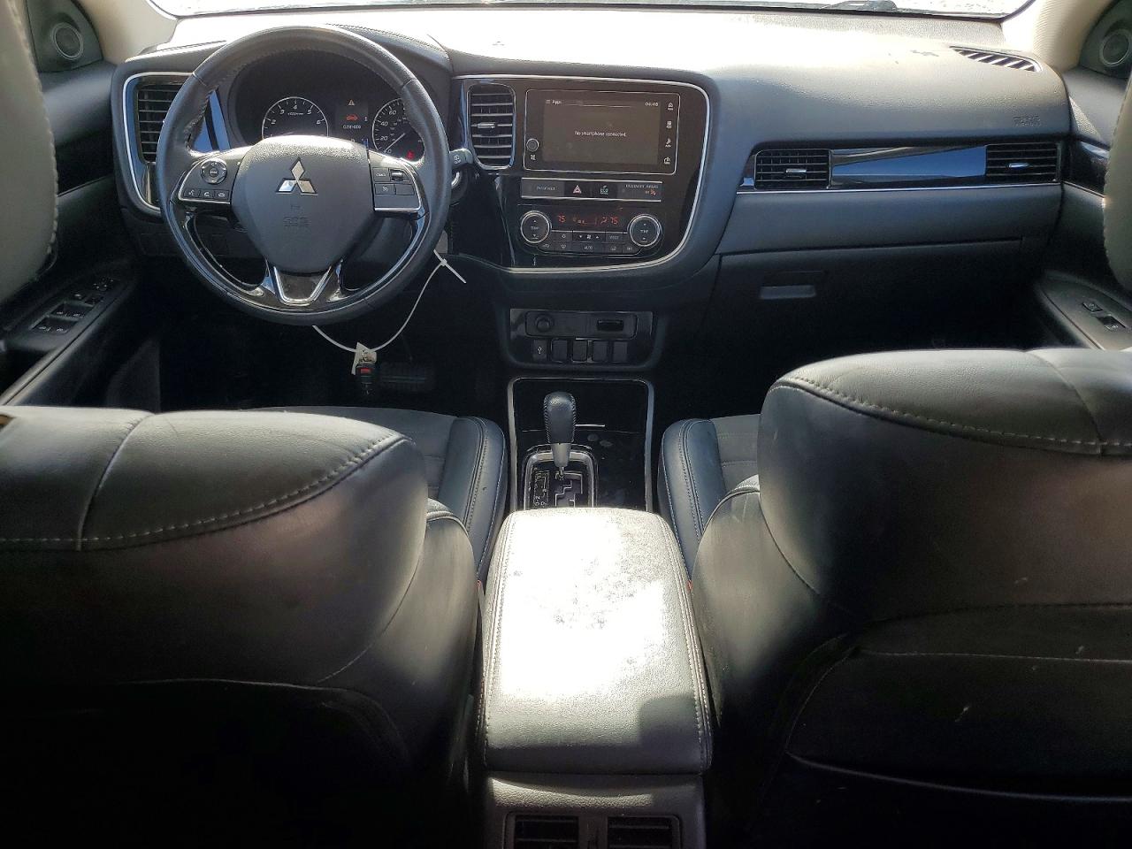 2019 MITSUBISHI OUTLANDER SE photo 15