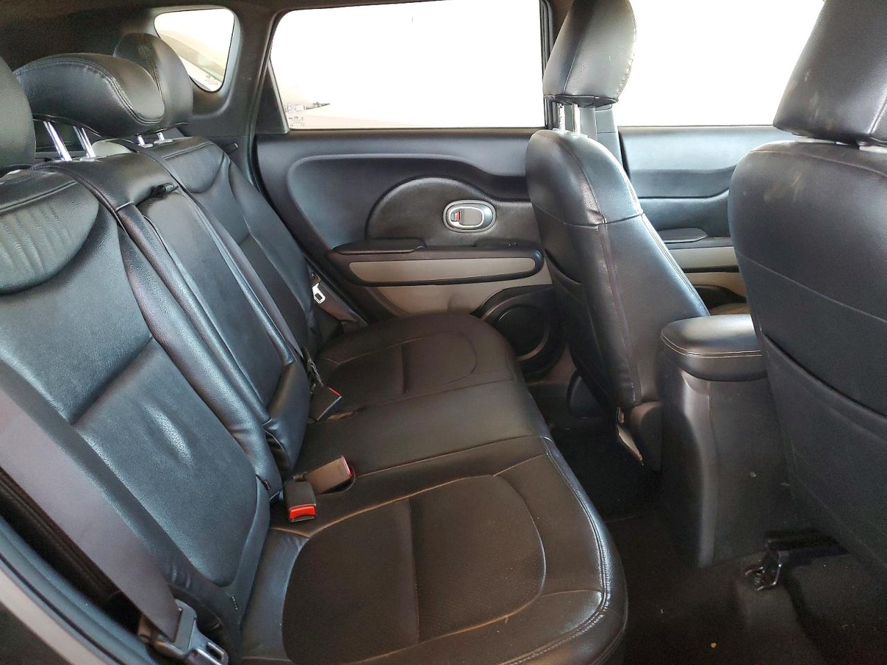 2016 KIA SOUL + photo 11