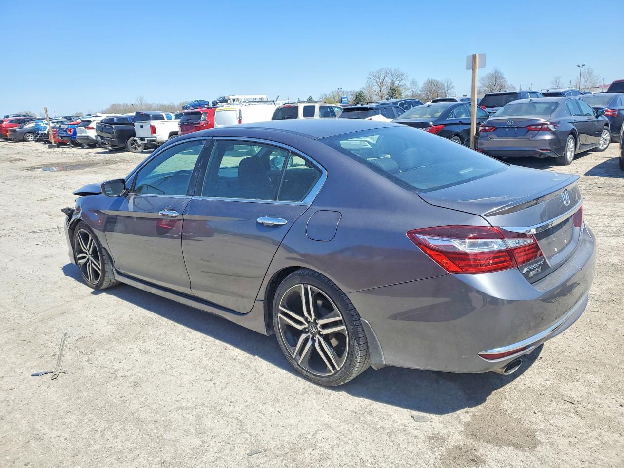 2017 HONDA ACCORD SPORT photo 2