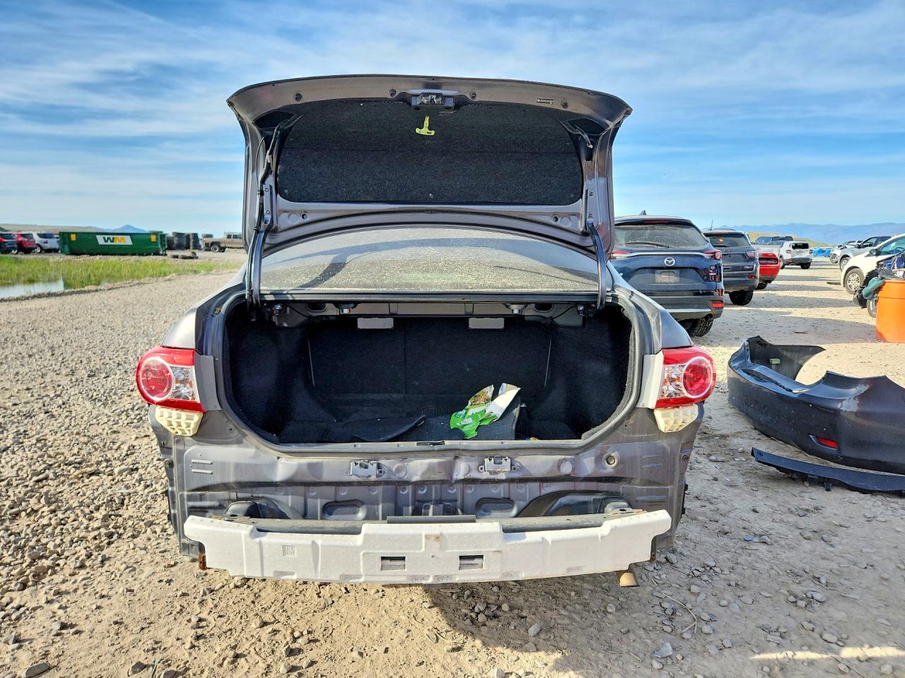2011 TOYOTA COROLLA LE photo 6