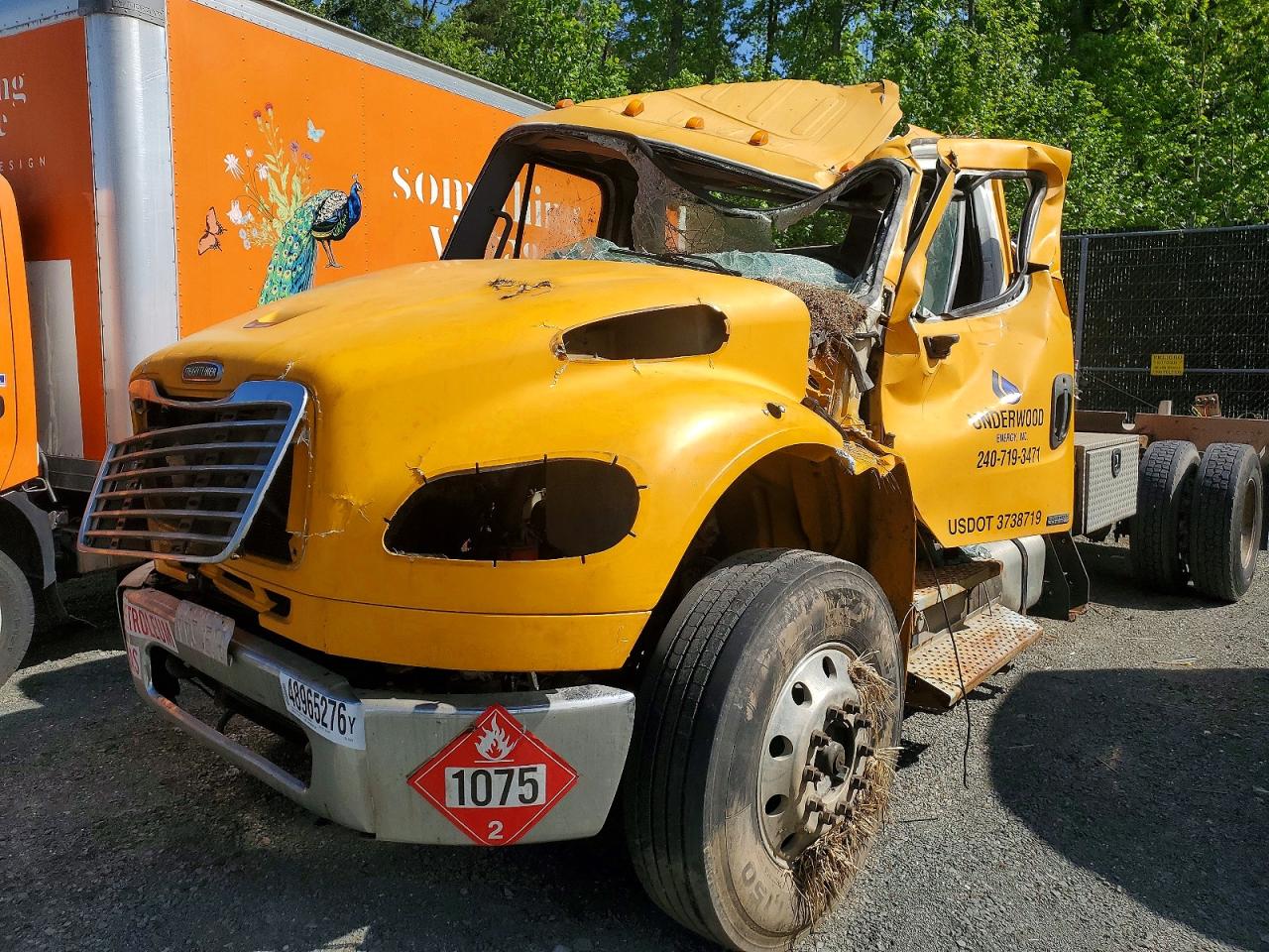 2011 FREIGHTLINER M2 106 MEDIUM DUTY photo 9