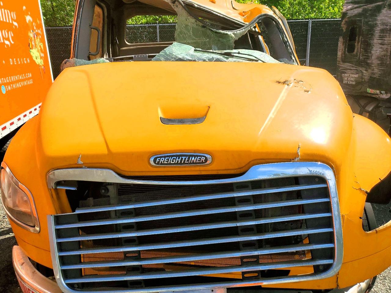 2011 FREIGHTLINER M2 106 MEDIUM DUTY photo 7