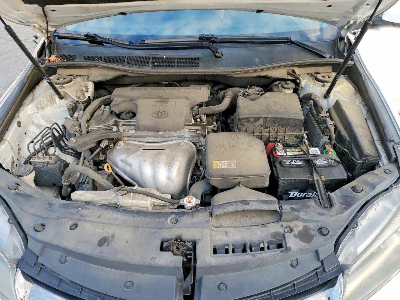 2017 TOYOTA CAMRY SE photo 31