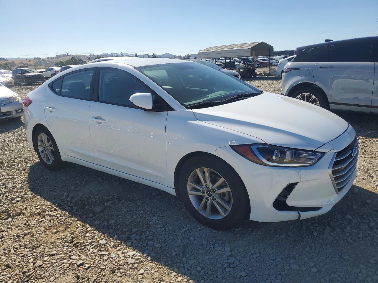 2017 HYUNDAI ELANTRA SE photo 7